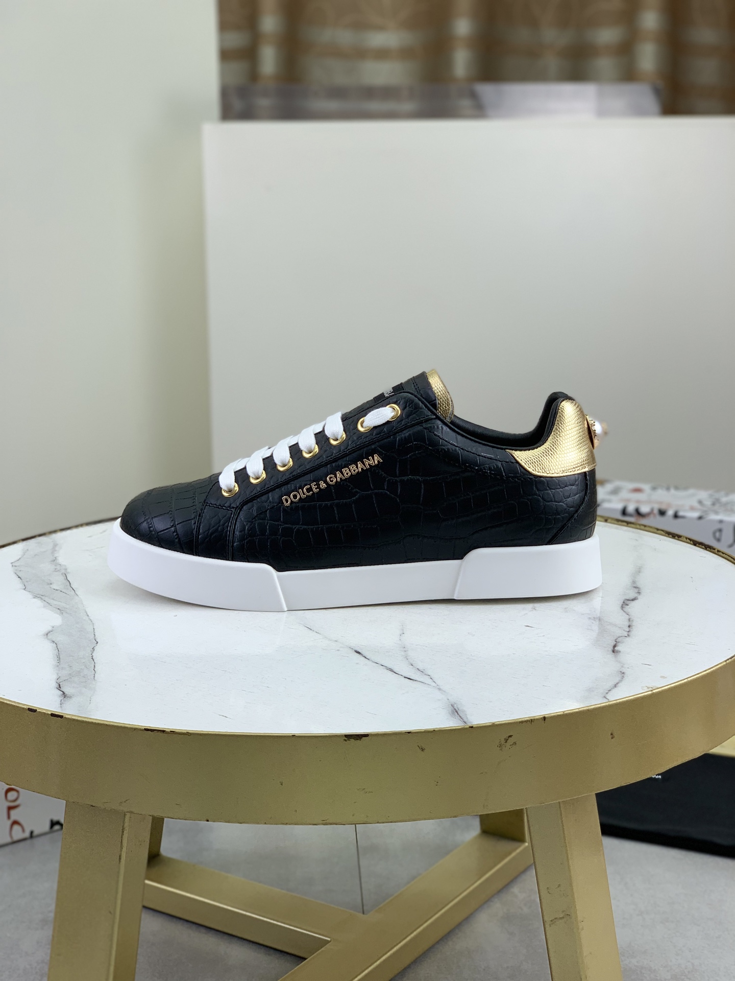 olce & Gabbana shoe